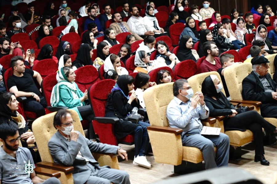 جشنواره نمایشنامه خوانی «ساوات» ایذه برگزیدگان خود را شناخت 5