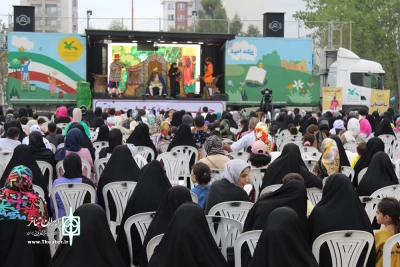 پایان برنامه «عید تا عید با تماشاخانه‌های سیار»

استقبال کودکان ایران‌زمین از نمایش‌های کانون