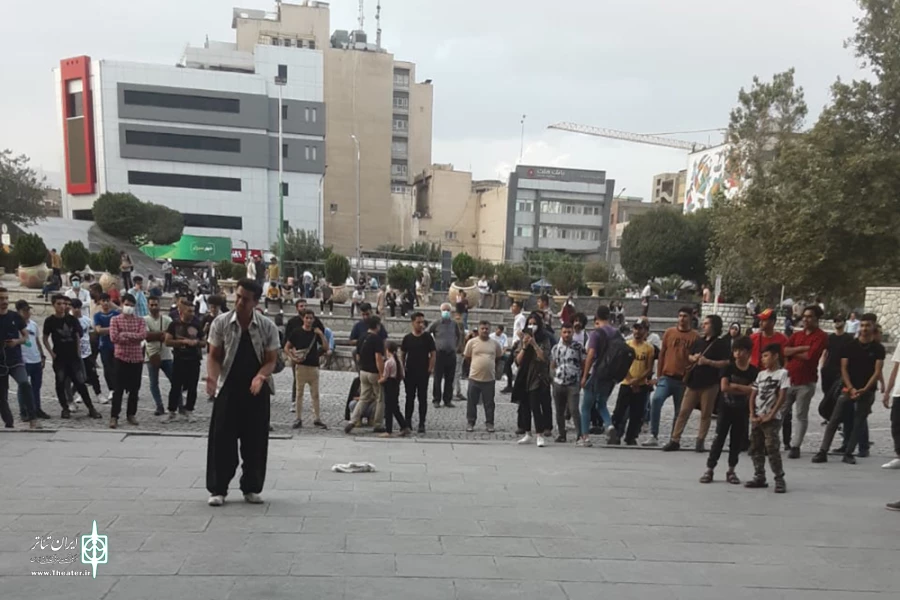 بخش خیابانی جشنواره ملی تئاتر مرصاد تمدید شد 3