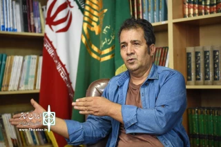 گفت‌وگو با عباس چهل‌تنان، هنرمندِ پیشکسوت تعزیه شیراز

حسینیه قوام را به محل اجرای تعزیه اختصاص دهید