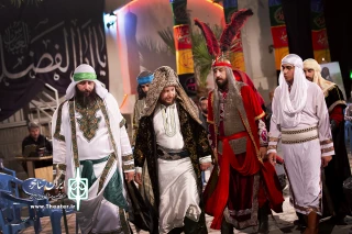 مسافر آستانه در اولین شب مراسم تعزیه «زخم عتیق»:

تعزیه عامل پیوند مردم با فرهنگ عاشورایی است