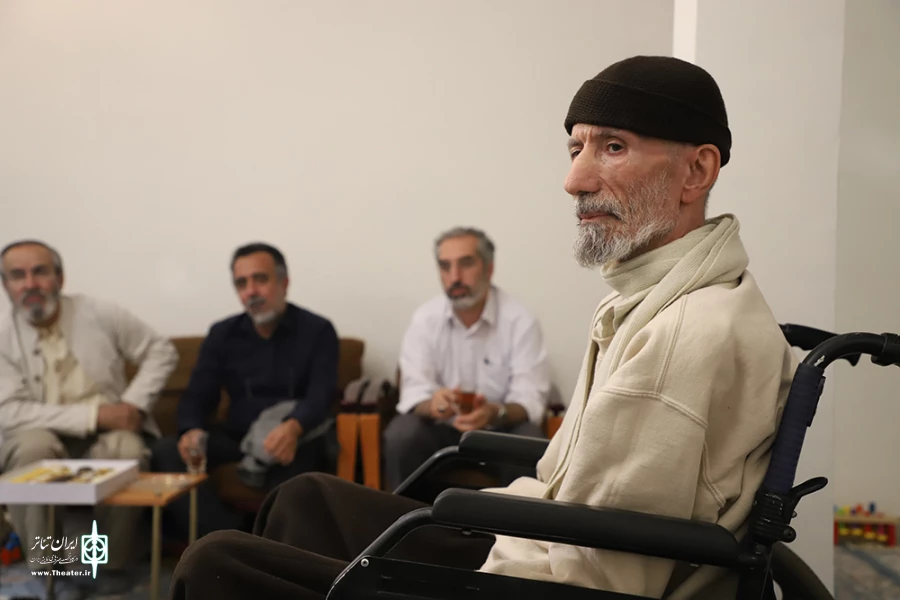 معاون امور هنری و مدیرکل هنرهای نمایشی با هنرمند جانباز حسین نوری