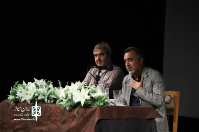 نشست مدیرکل هنرهای نمایش با فعالان دانشجویی تئاتر دانشجویی
