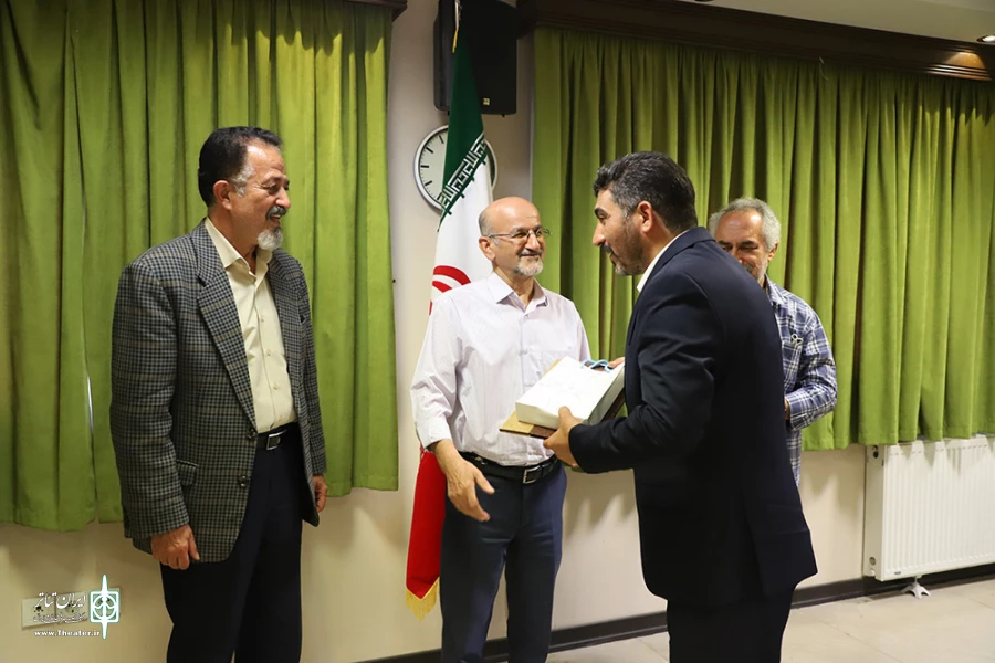 مراسم تکریم و معارفه مدیرعامل انجمن هنرهای نمایشی ایران برگزار شد 3