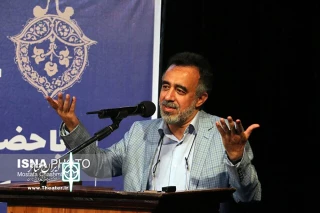 در آیین افتتاح کارگاه آموزش ادبیات نمایشی در بندرعباس مطرح شد

حمایت مدیرکل هنرهای نمایشی از برگزاری جشنواره سراسری تئاتر ساحلی در هرمزگان