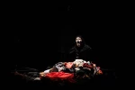 مرثیه ای بر قتل ژولیوس سزار و چند مرغ از سیمرغ