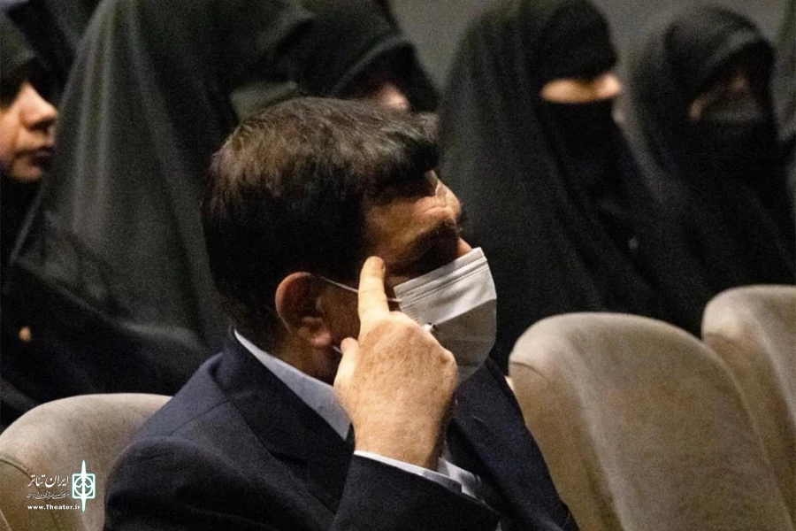 معاون اول رئیس جمهور تماشاگر نمایش «روزی روزگاری جوشن» شد 2