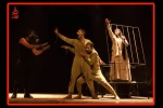 اجرای نمایش «عِندَ ما تَنتَهی تُسقُط» از خوزستان در بخش بین‌الملل جشنواره تئاتر بغداد 6