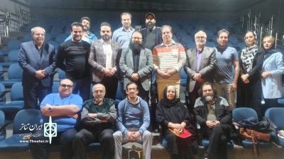 دیدار دبیر جشنواره تئاتر فجر با گروه‌های نمایشی یزد