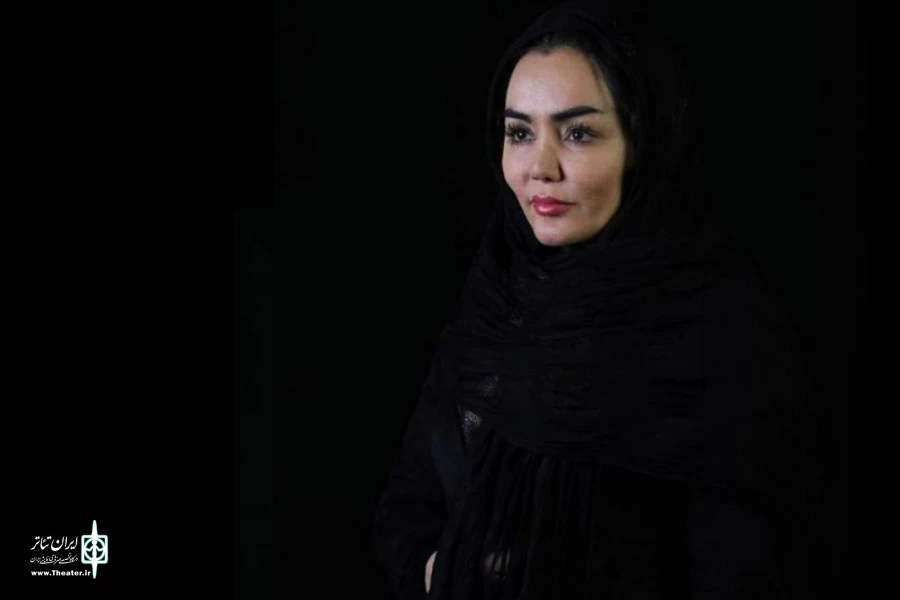 مهتاب عسکری:  تئاتر هنری زنده است که باید طبق شرایط زمانه پیش برود 2