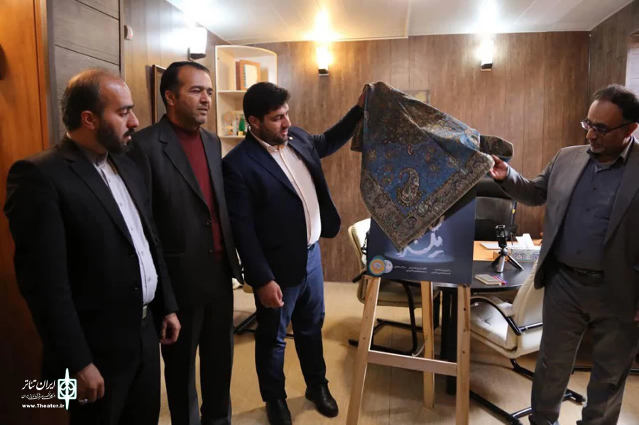 مجموعه نمایشنامه «سکوت شب یلدا » رونمایی شد 2
