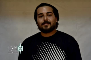 نویسنده و کارگردان حاضر در جشنواره سی و چهارم چهارمحال و بختیاری مطرح کرد

سعید شیرزاد: مهم‌ترین رویداد نمایشی در استان‌ها، برگزاری جشنواره‌هاست