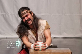 نگاهی به نمایش «پهلوان قلیچ» اجراشده در جشنواره تئاتر استان تهران

بیان مفاهیم فلسفی- اجتماعی  با زبان کمدی