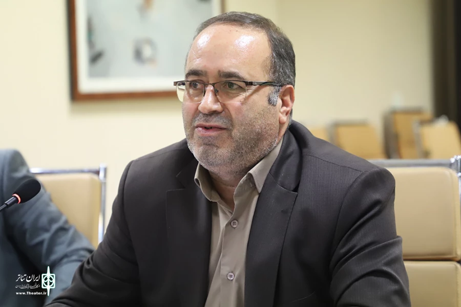 اسرافیل فرج‌اللهی،مدیر عامل انجمن هنرهای نمایشی