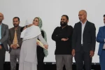 به گزارش خبرنگار ایران تئاتراز جنوب کرمان، شامگاه (۱۰ آذرماه) سیزدهمین جشنواره تئاتر استانی جنوب کرمان؛ با معرفی برترین های به ایستگاه آخر رسید. 3
