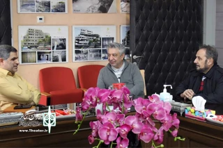 رییس بیمارستان محب کوثر بر پشتیبانی از هنرمندان تئاتر تاکید کرد