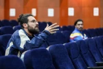 جلسه نقد تئاتر های روز اول جشنواره تئاتر منطقه‌ای فجر-کرمانشاه