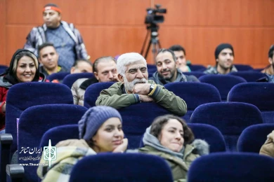 جلسه نقد و بررسی تئاتر های اجرا شده روز سوم