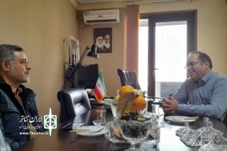 در دیدار مدیران انجمن هنرهای نمایشی ایران و انجمن تئاتر انقلاب و دفاع مقدس مطرح شد

حمایت از آثار نمایشی نقاط محروم و کم‌برخوردار