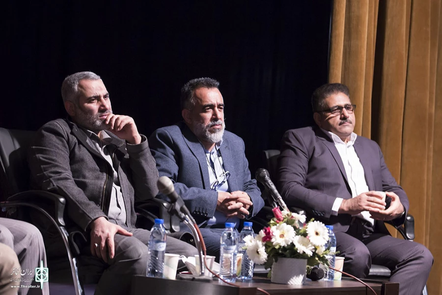 هنرمندان چراغ راه جامعه هستند 5