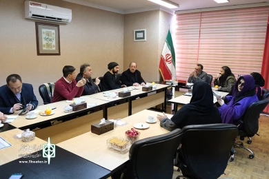 نشست داوران بخش بین الملل جشنواره تئاتر فجر با کاظم نظری