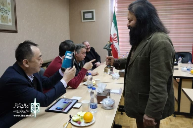 نشست داوران بخش بین الملل جشنواره تئاتر فجر با کاظم نظری