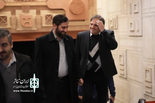 با حضور در تماشاخانه­ ایرانشهر

رئیس سازمان فرهنگی هنری شهرداری تهران به تماشای «کمدی الهی» از تونس نشست