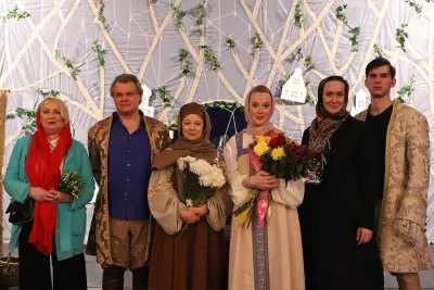 در گفت‌وگو با عوامل هنری نمایش «لیزای بیچاره» از روسیه مطرح شد

جشنواره باعث غنی شدن فرهنگ‌های مختلف از طریق تئاتر می‌شود
