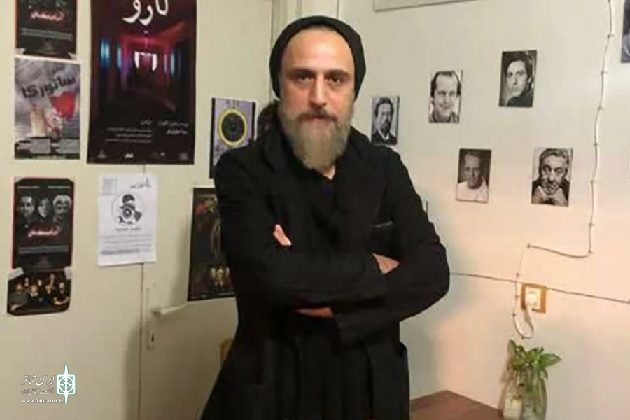 حسین احمدخانی: اجرای نمایش در شرایط فعلی سخت و طاقت‌فرساست 2