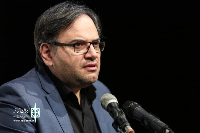 حمید نیلی، مدیرکل هنرهای نمایشی:

از دنیا رفتن در حین انجام مسئولیت، عین عاقبت‌بخیری است
