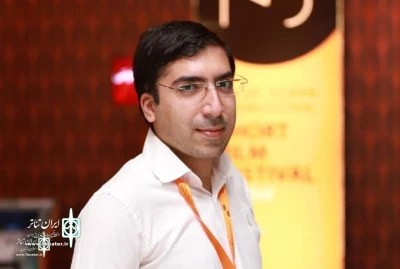 Hamid Abdulhosseini on seeing

The image of people's wordless challenge with others