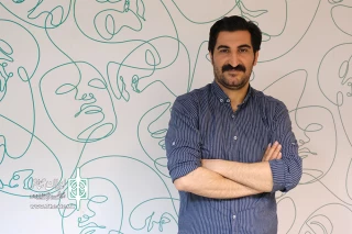 گفت‌وگو با مدرس، بازیگر و کارگردان تئاتر

امین اکبری‌نسب: شبیه‌خوانی تنها آیین نمایشی ایرانی با متنی منسجم است