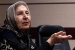 خاله شیرین پیگیر نمایش های روی صحنه است 2