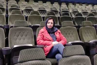 گفت‌وگو با کارگردان نمایش «درِگوشی»

نرگس اصغری: باید برای نوجوانان، سالن و سئانس ویژه در نظر بگیریم