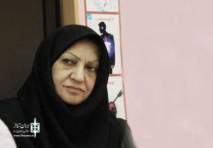 راضیه تجار: انتشار نسخه الکترونیک به ضرر نویسندگان است 3