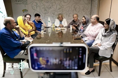 حضور کارگردان و گروه بازیگران نمایش سیندرالا در تحریریه ایران تئاتر