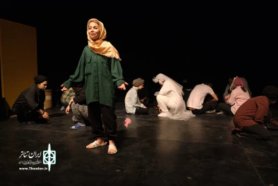 خبری نیست آدم ساده