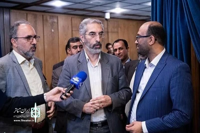 معاون هنری وزارت فرهنگ و ارشاد اسلامی مطرح کرد

محمود سالاری: در مسیر کارآفرینی یاری‌رسان خواهیم بود