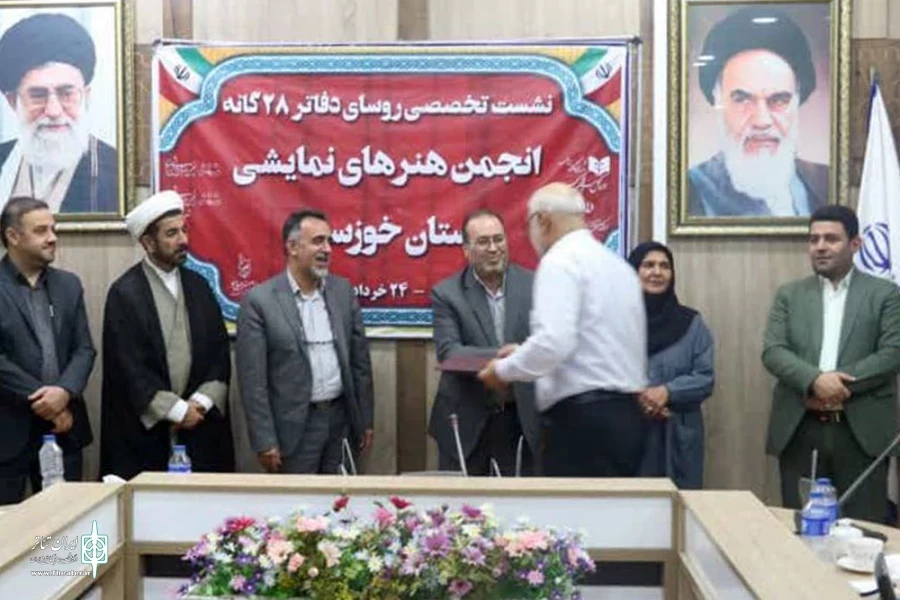 کاظم نظری: همه با هم باید به اعتلای تئاتر کشور کمک کنیم 4