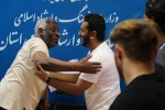 نشستی تخصصی فعالان تئاتر قزوین با هنرمندان عمانی و عراقی