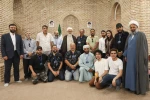 دیدار مسئولان و هنرمندان ایرانی و خارجی رویداد تئاتر صاحبدلان با نماینده ولی فقیه و امام جمعه قزوین آیت‌الله عبدالکریم عابدینی در مسجد جامع عتیق قزوین. 2