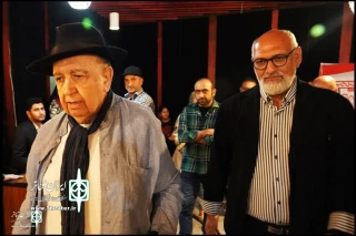 The performance of "Butterfly and Yoke" was dedicated to Bahman Farmanara