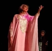 به گزارش خبرنگار ایران تئاتر در هرمزگان، ساینا امیری هنرمند تئاتر هرمزگان که در حرفه بازیگر و کارگردان تئاتر، طراح لباس، چهره پرداز، فعالیت داشت روز گذشته 5 تیرماه بر اثر بیماری دارفانی را وداع گفت. 2