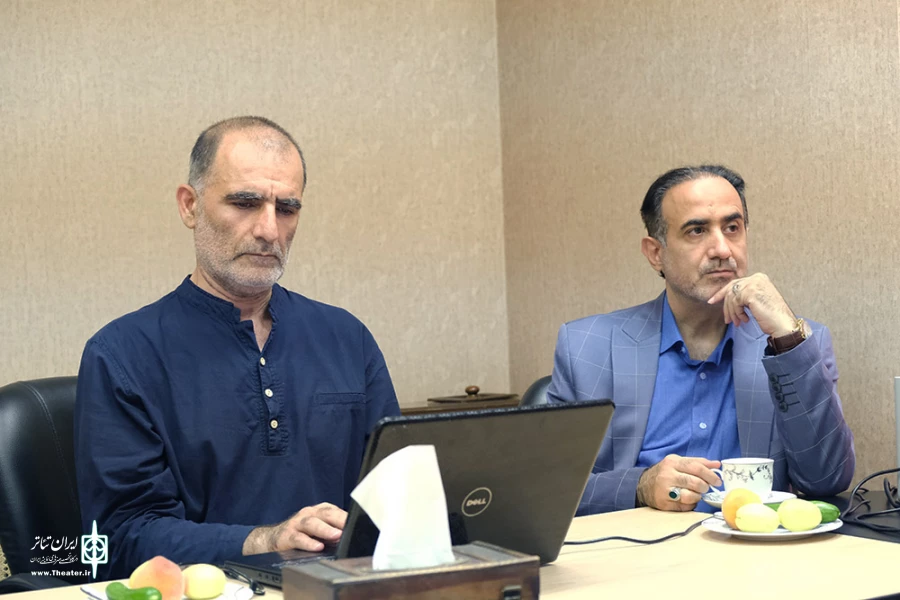 نشست و رونمایی پوستر اولین جشنواره ملی تئاتر قدمگاه