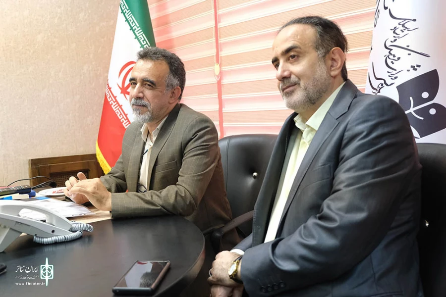 دیدار هنرمندان گرجستان و برزیل با مدیرکل هنرهای نمایشی
 3