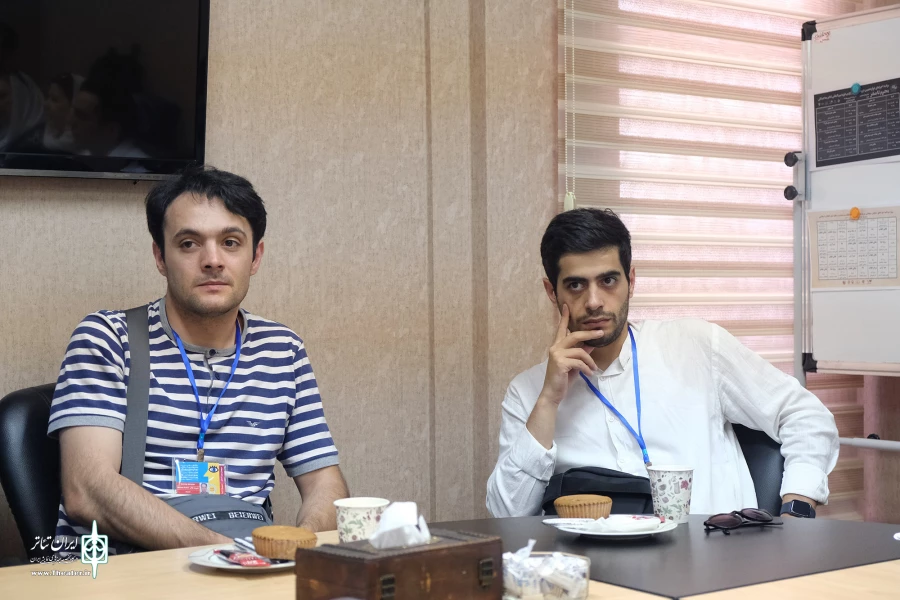 دیدار کاظم نظری مدیرکل هنرهای نمایشی با گروه نمایش دریاچه قو از کشور ارمنستان