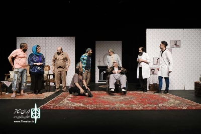 نقدی بر نمایش «آلزایمر» نوشته و کار حامد رحیمی نصر

شوخی با علم