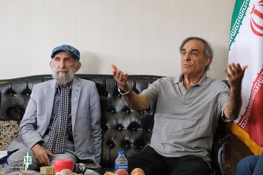 نشست هم اندیشی هنرمندان با مدیران شهرداری تهران