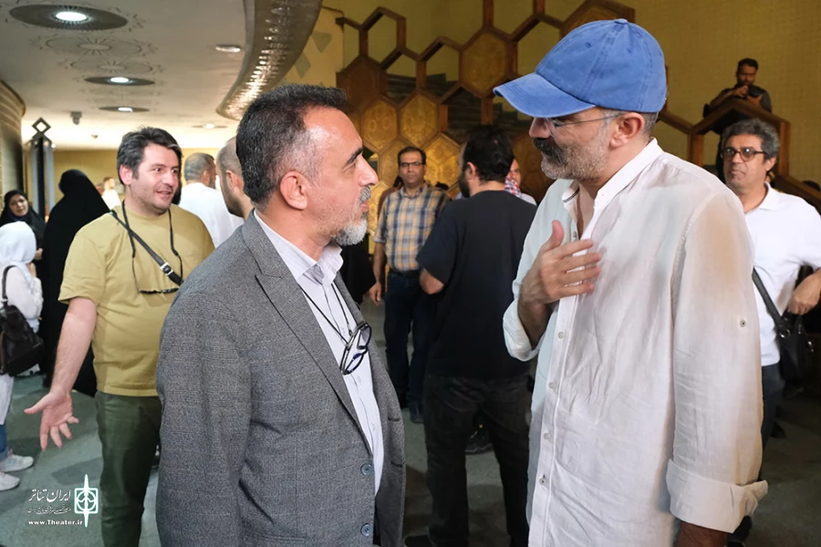 گردهمایی هنرمندان تئاتر در استمرار طرح پاکسازی حریم تئاتر شهر