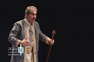 در گفت‌وگو با تعزیه‌خوان حاضر در رویداد «نوای عرشیان و مشق فرشیان»

محمدرضا معجونی: نقالی و منقبت‌‎خوانی ریشه در تاریخ و فرهنگ ایرانیان دارد
